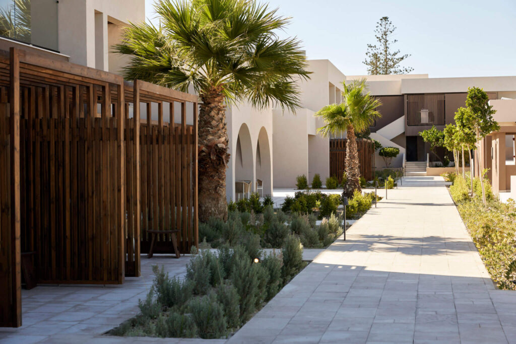 Ella_Rhodes_Elissa_Architecture-HT_15