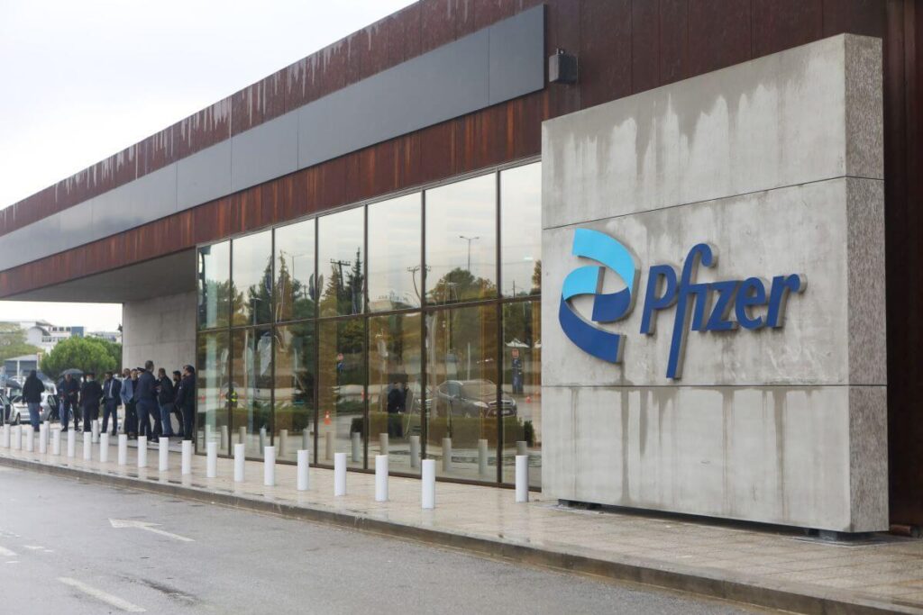 Pfizer-thessaloniki-eurokinissi-A