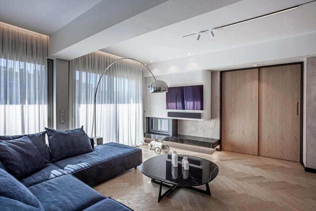 THE-BLACK-RIBBON-HOUSE-GALLERY-3