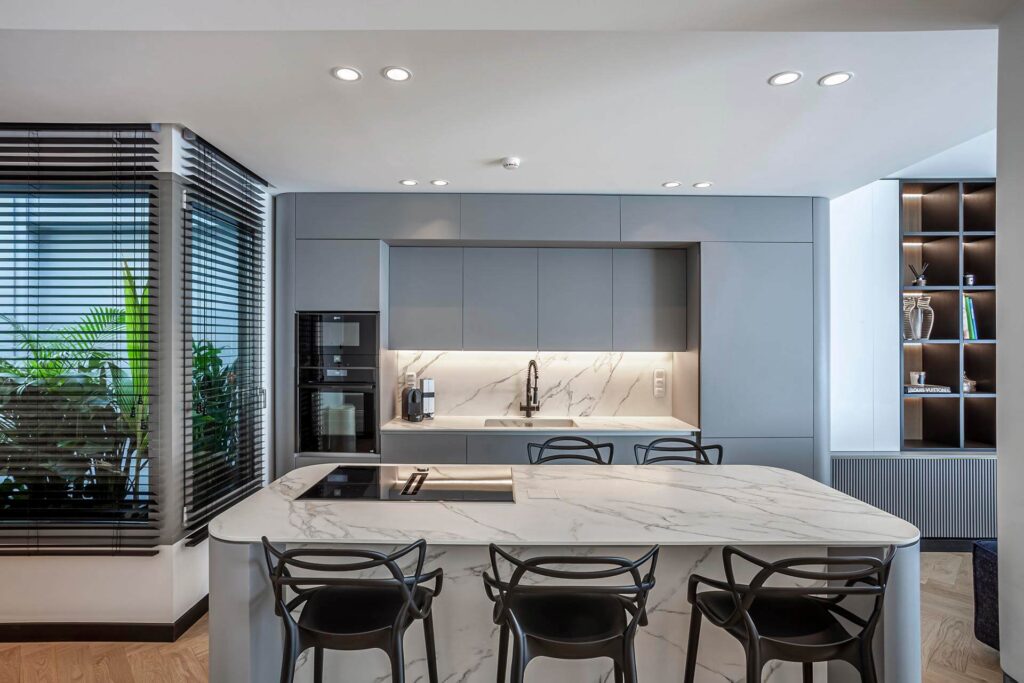 THE-BLACK-RIBBON-HOUSE-GALLERY-7